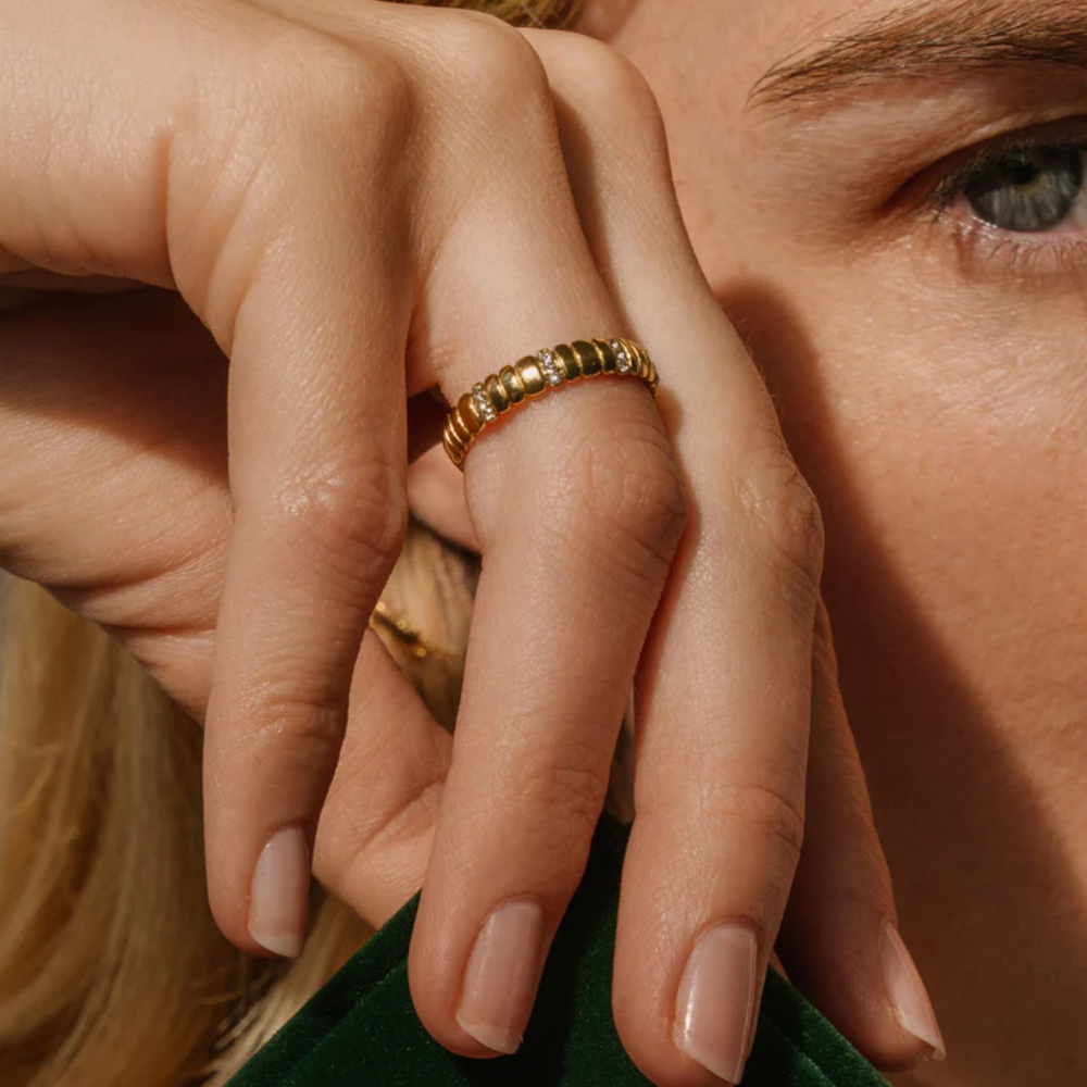 AEC PARIS Prisha Etoilee Ring