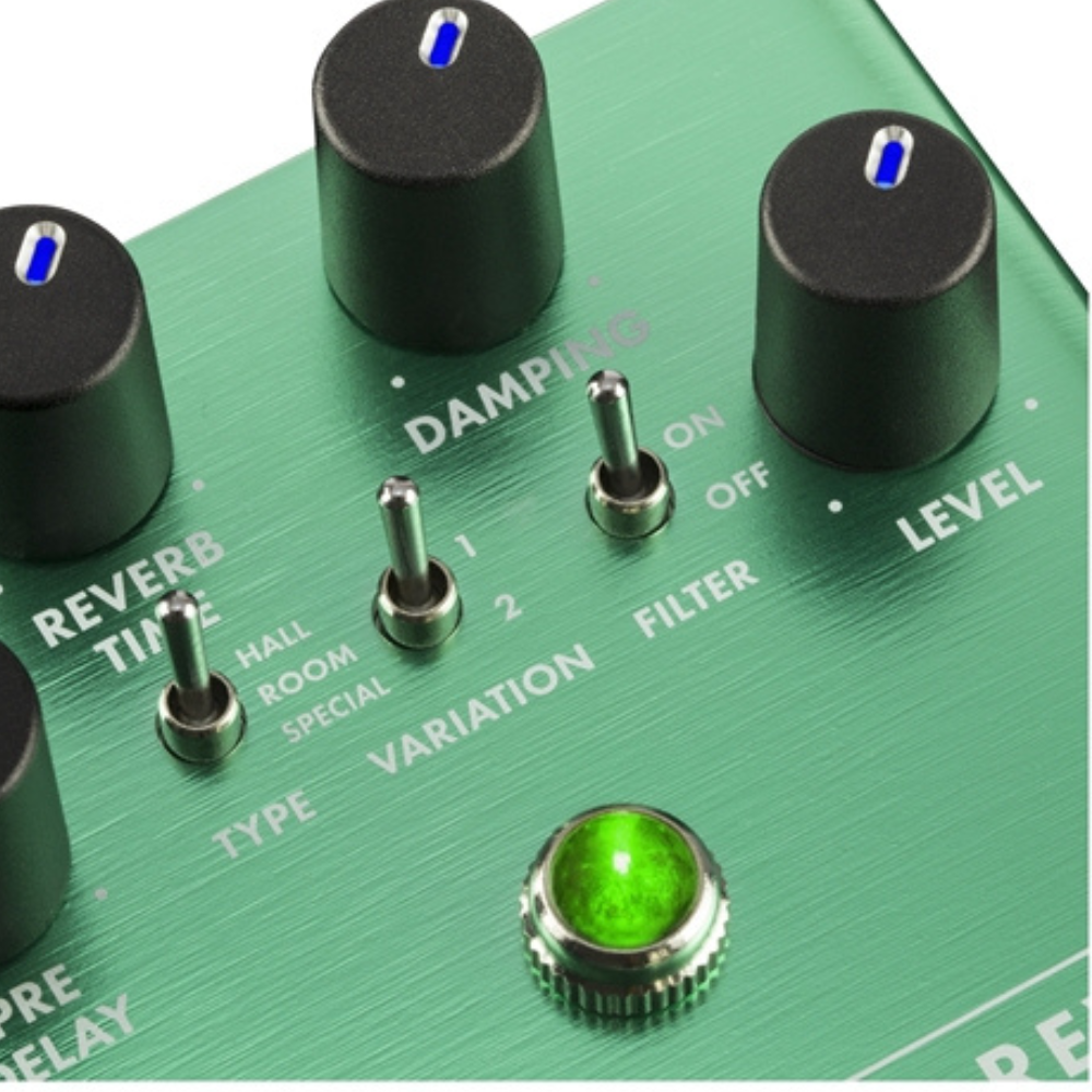 Fender Marine Layer Reverb