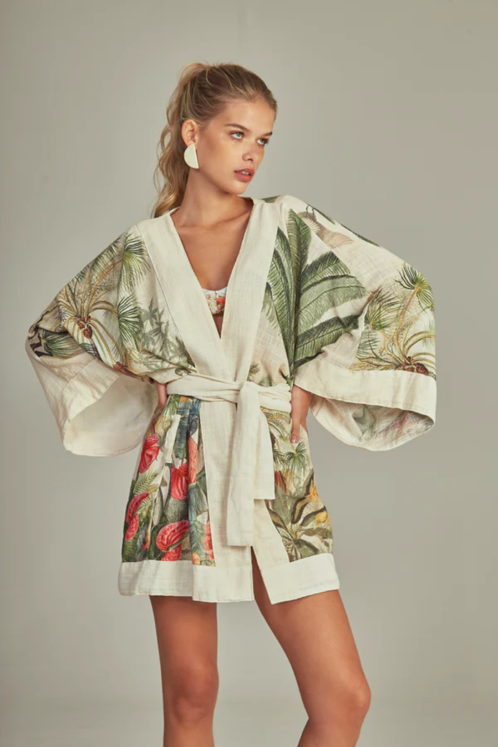 CLASSIC KIMONO TROPICAL PARADISE PRINT